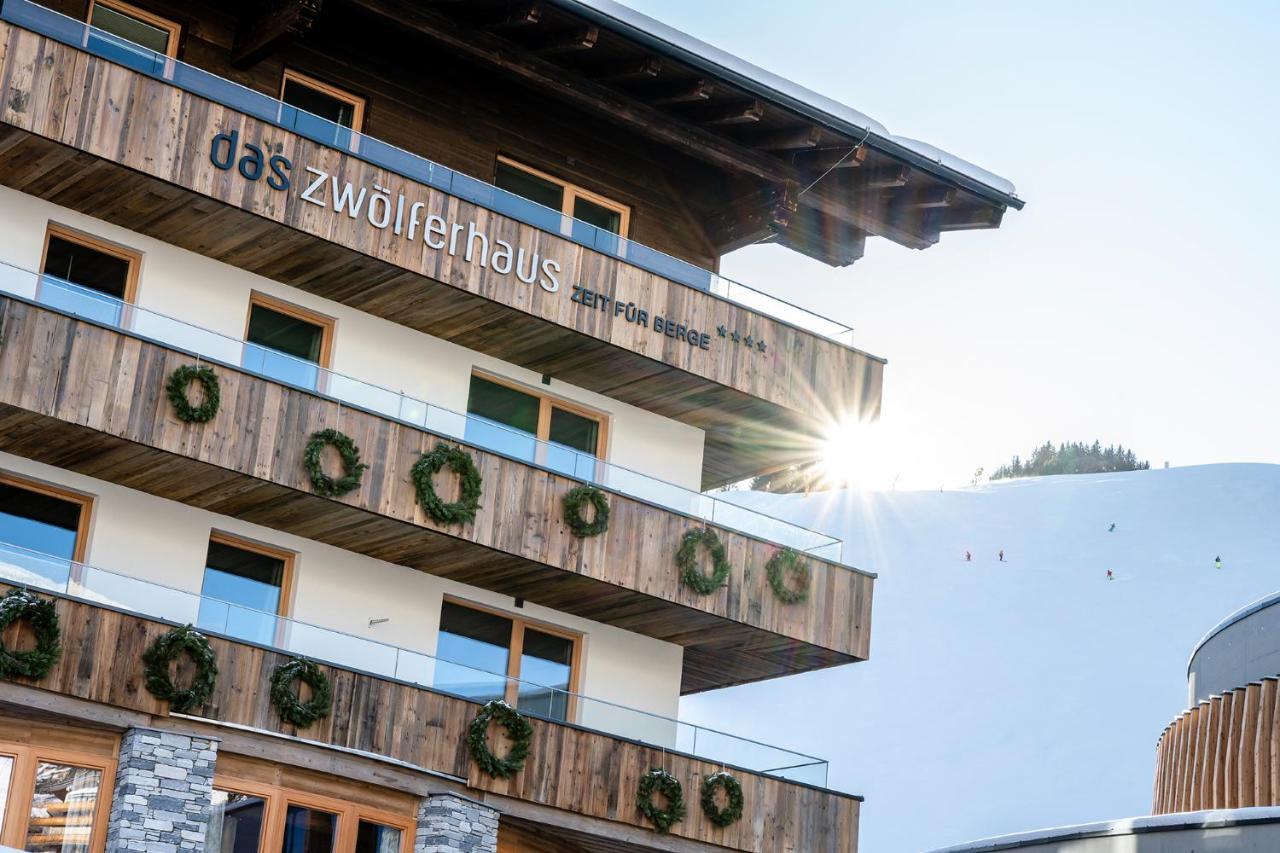 Hotel Das Zwoelferhaus Saalbach-Hinterglemm Exterior foto